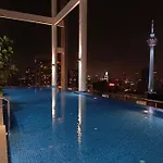 Col 23Ab Cozy Klcc View & Infinity Pool Studio
