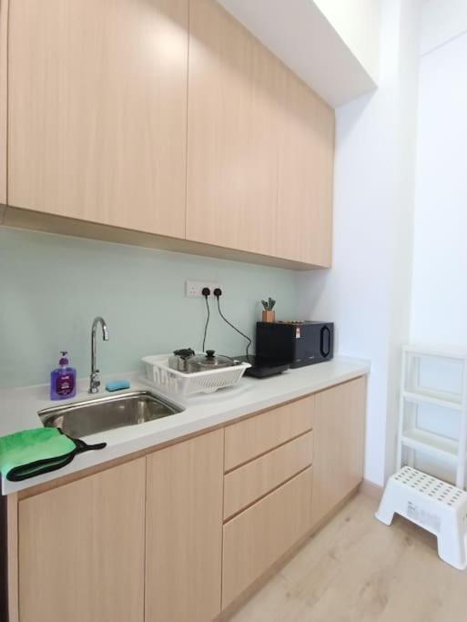Apartemen Col 23ab Cozy Klcc View & Infinity Pool