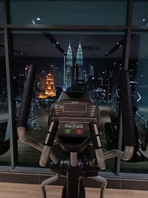 Pangsapuri Col 23ab Cozy Klcc View & Infinity Pool Kuala Lumpur